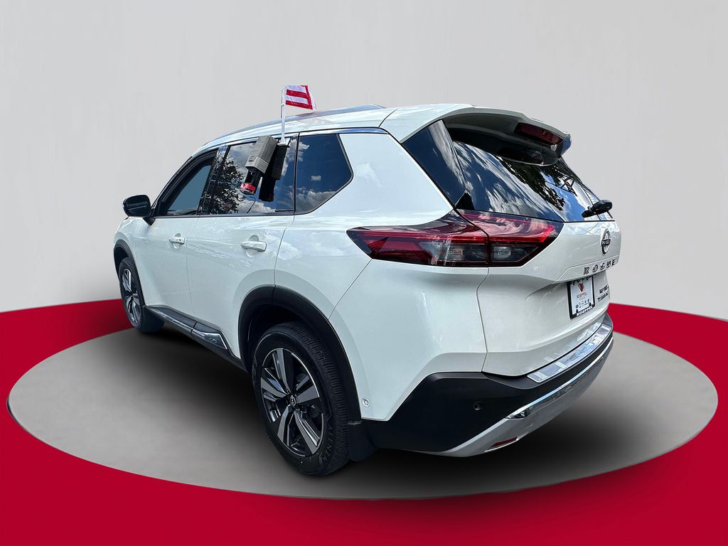 2022 Nissan Rogue Platinum photo 4