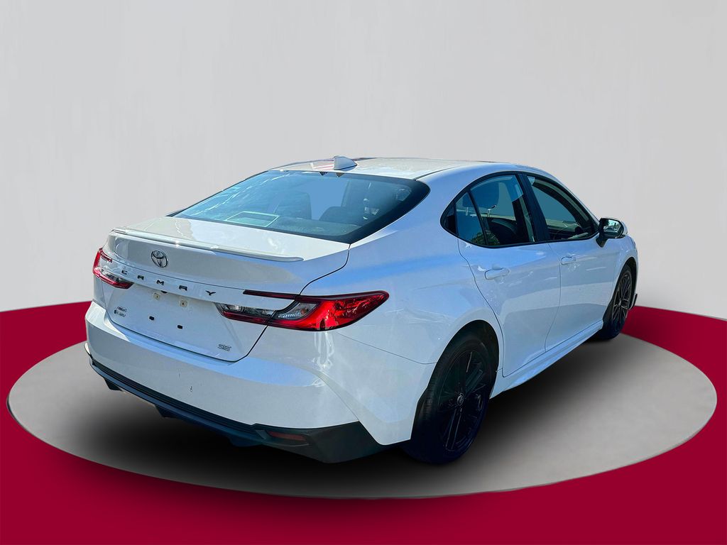 2025 Toyota Camry SE photo 4