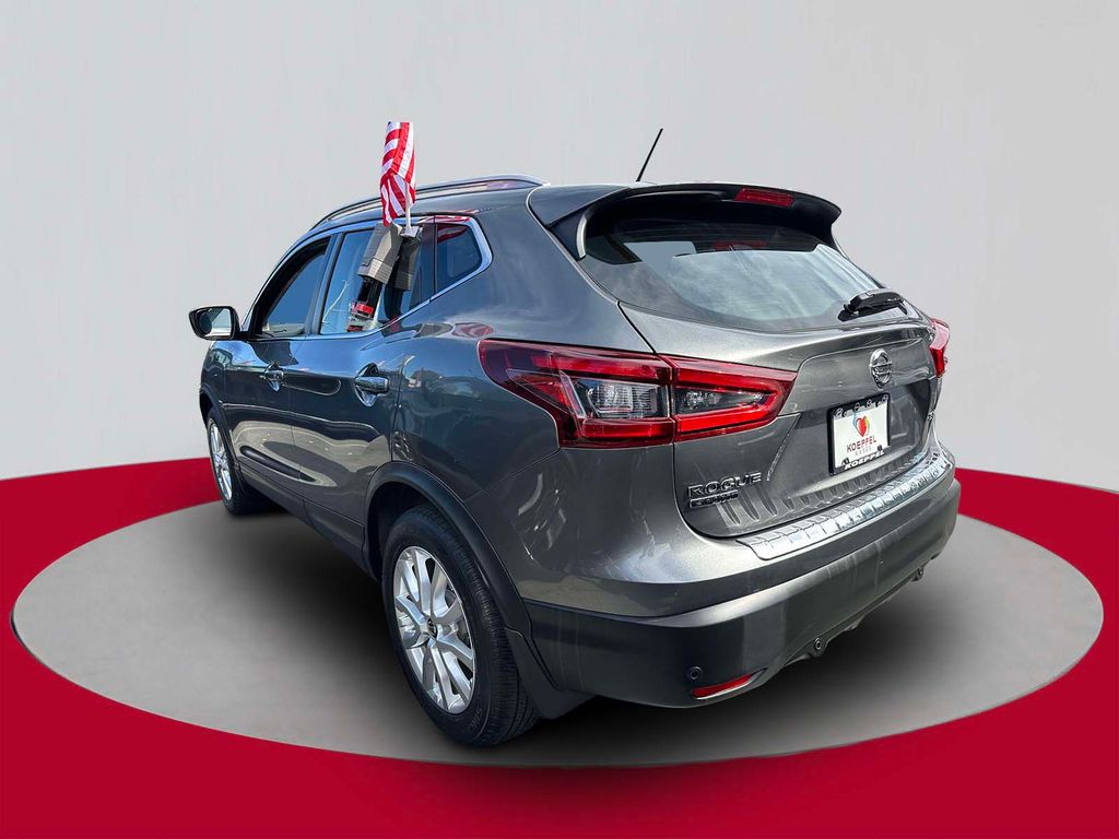 2022 Nissan Rogue Sport SV photo 4
