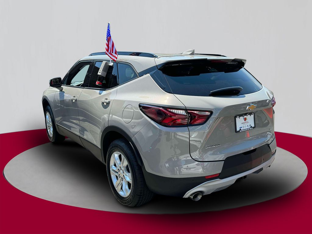 2021 Chevrolet Blazer 2LT photo 3