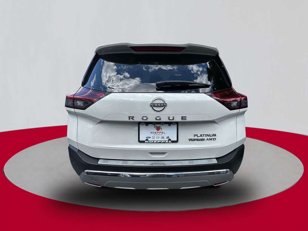 2022 Nissan Rogue Platinum photo 3
