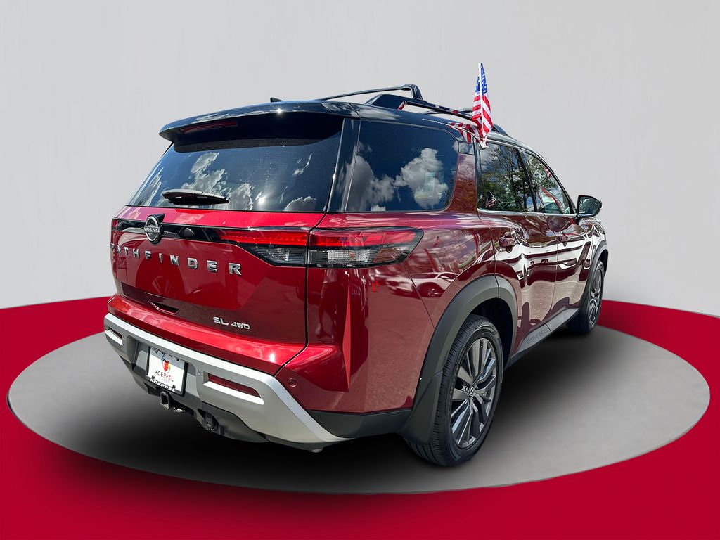 2022 Nissan Pathfinder SL photo 3