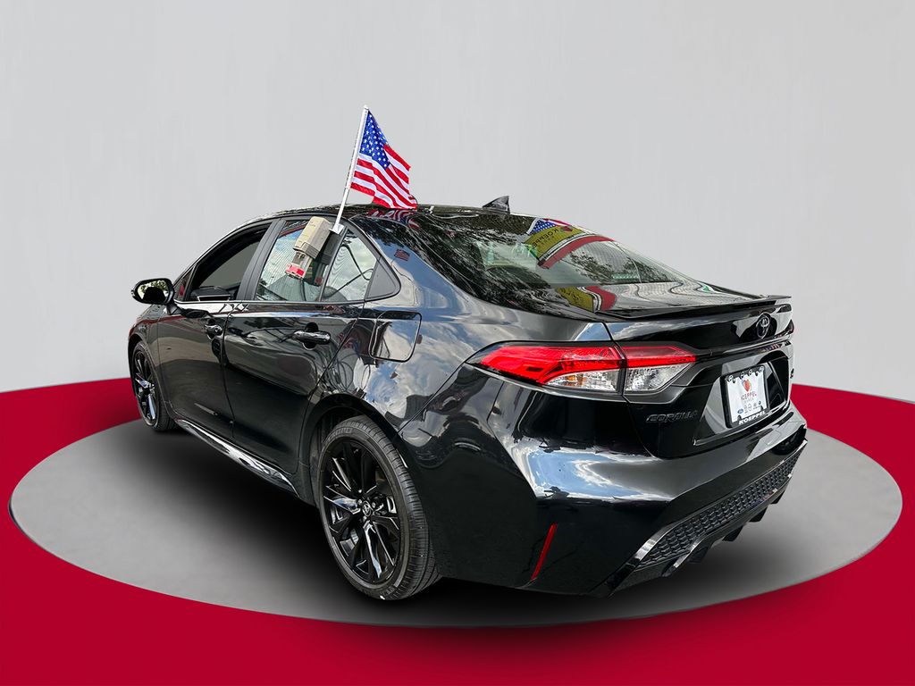 2022 Toyota Corolla SE photo 4