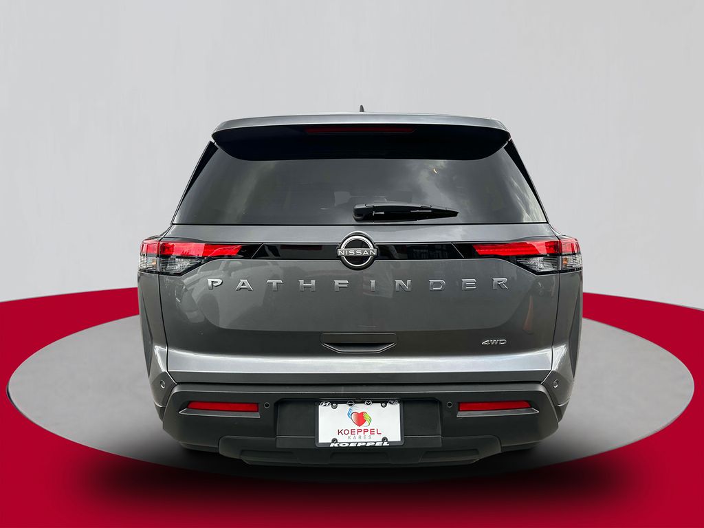 2022 Nissan Pathfinder S photo 4