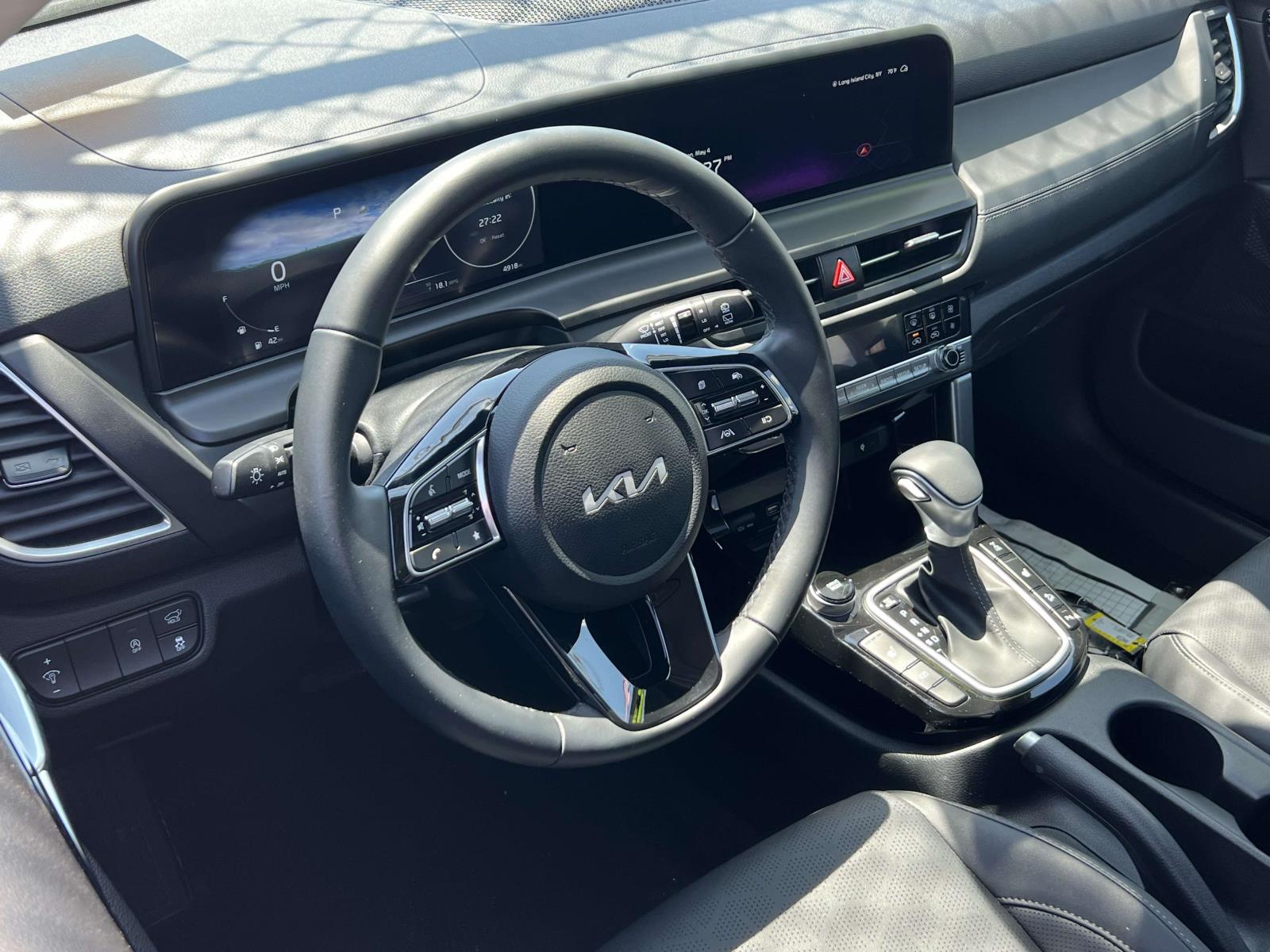 2025 Kia Seltos EX - Photo 15