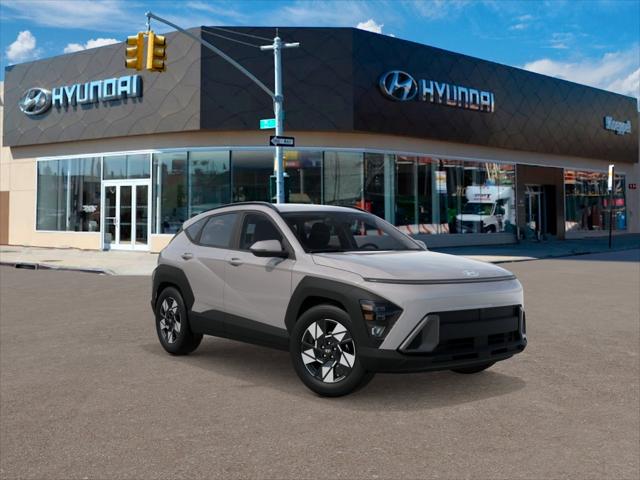 2025 Hyundai Kona SEL photo 2