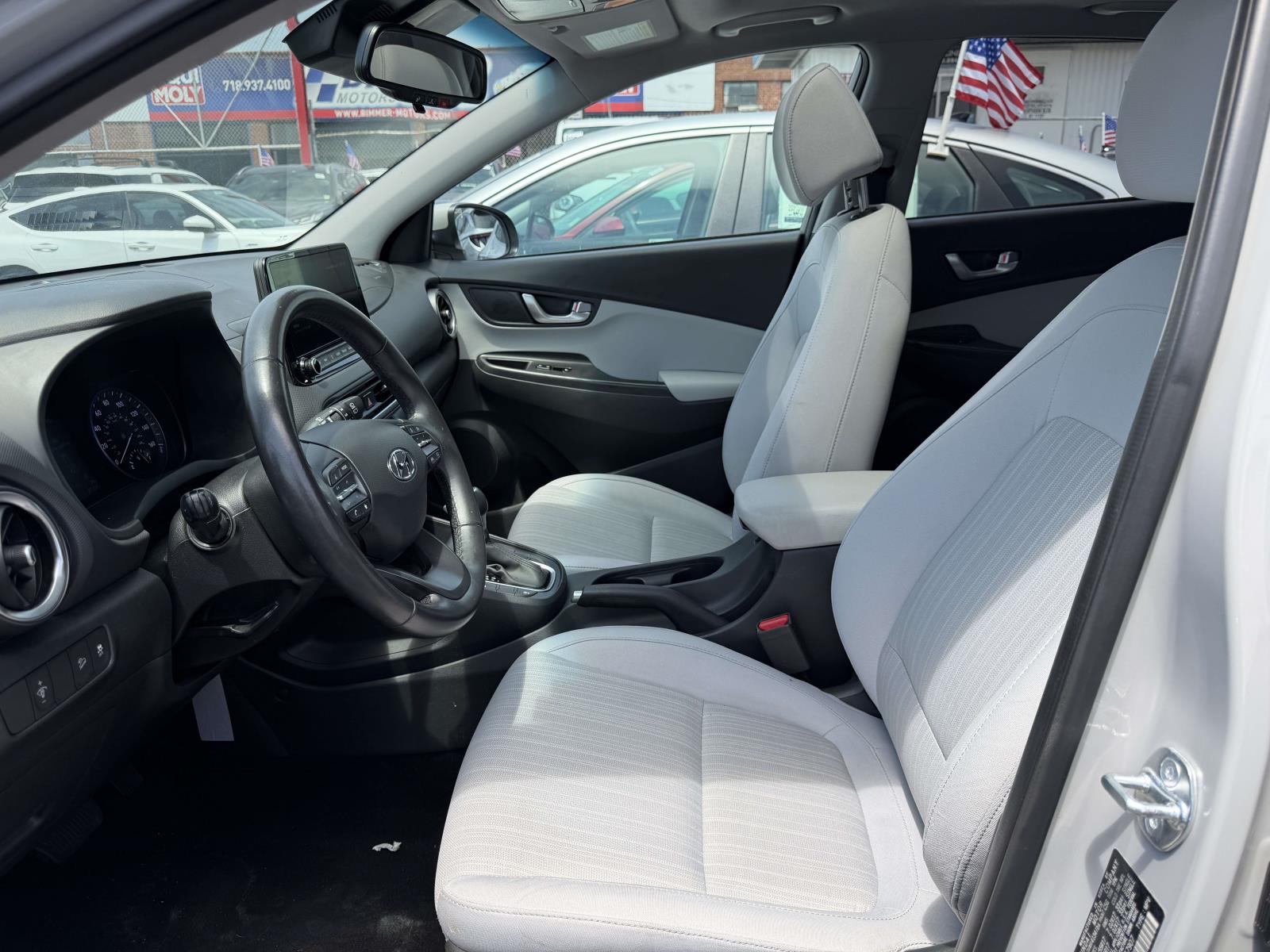 2023 Hyundai Kona SEL - Photo 17