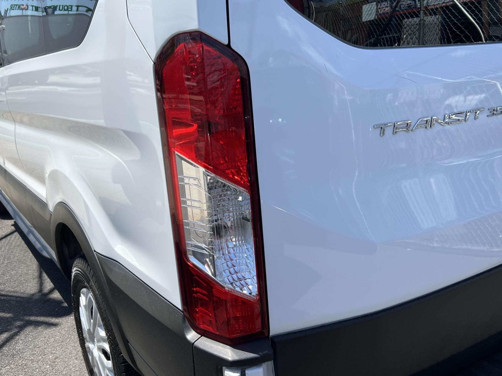 2024 Ford Transit Passenger Van XL - Photo 9