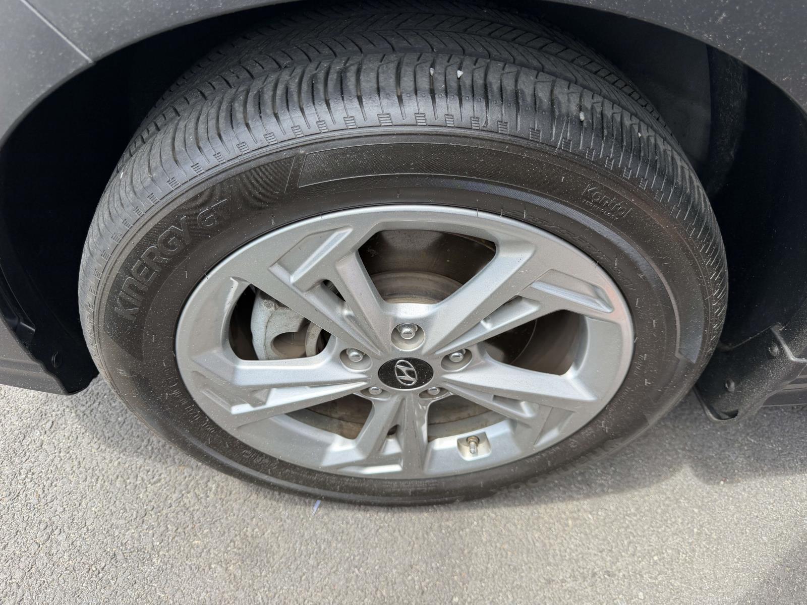 2023 Hyundai Kona SEL - Photo 8