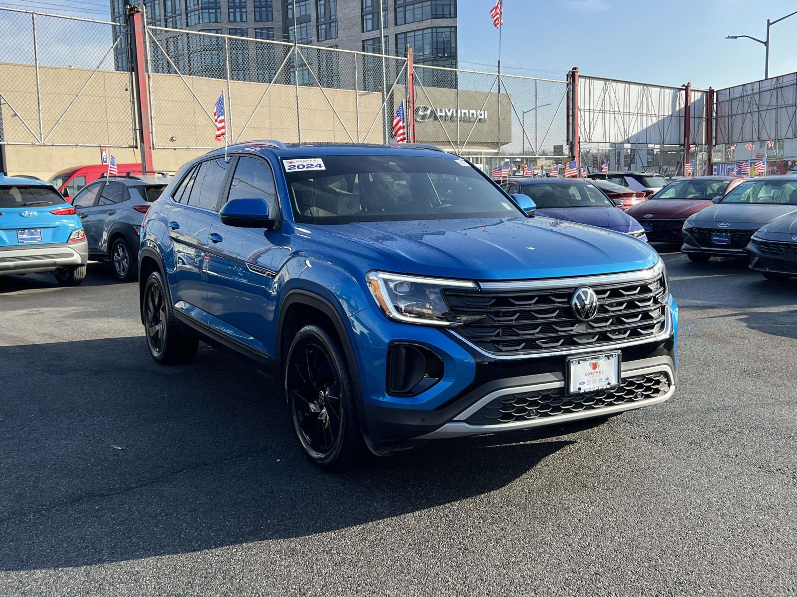 2024 Volkswagen Atlas Cross Sport SE w/Tech's photo