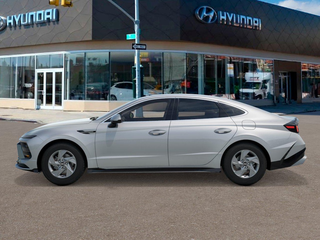 New 2026 Hyundai Sonata SE Sedan