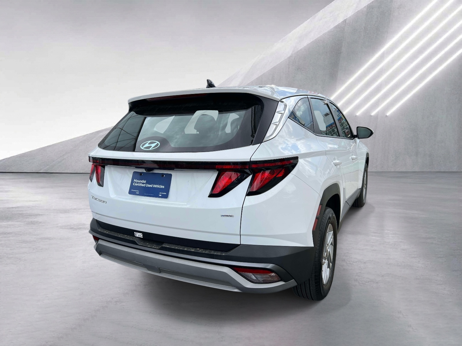 2025 Hyundai Tucson SE - Photo 6