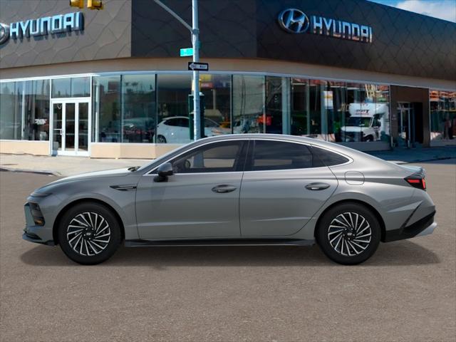 2025 Hyundai Sonata Hybrid SEL photo 3
