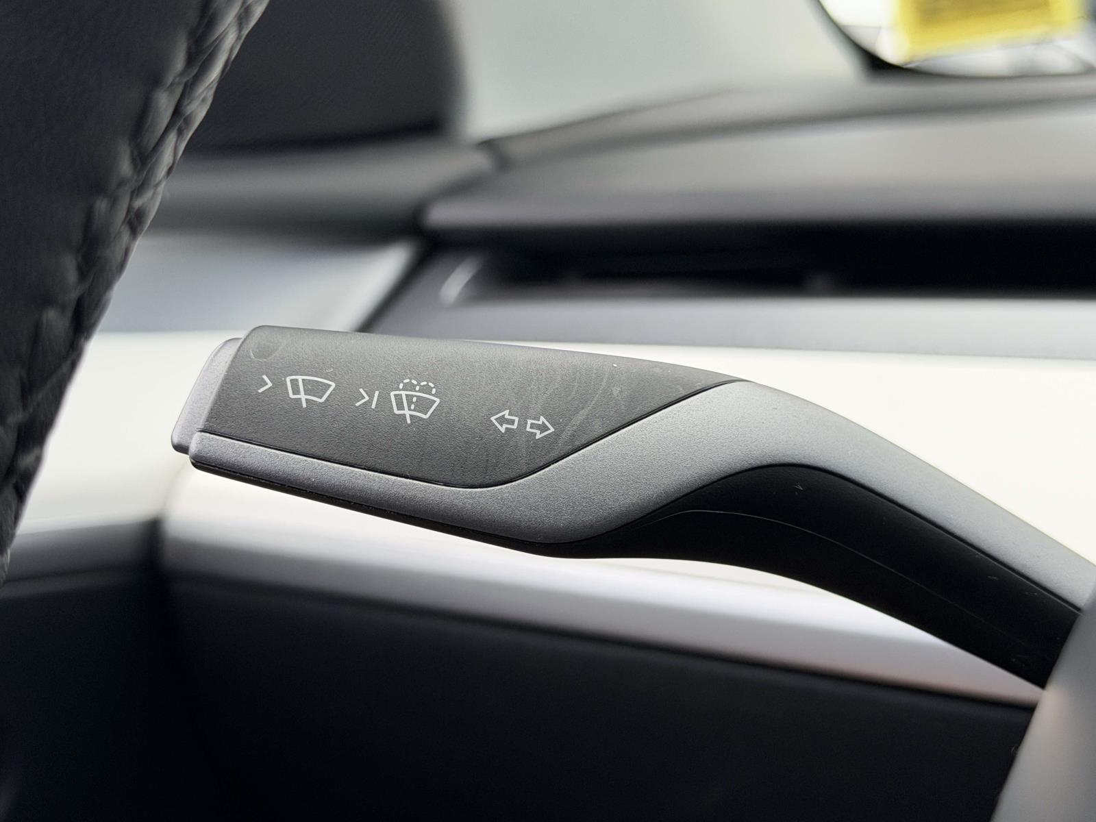 2023 Tesla Model Y Long Range - Photo 25