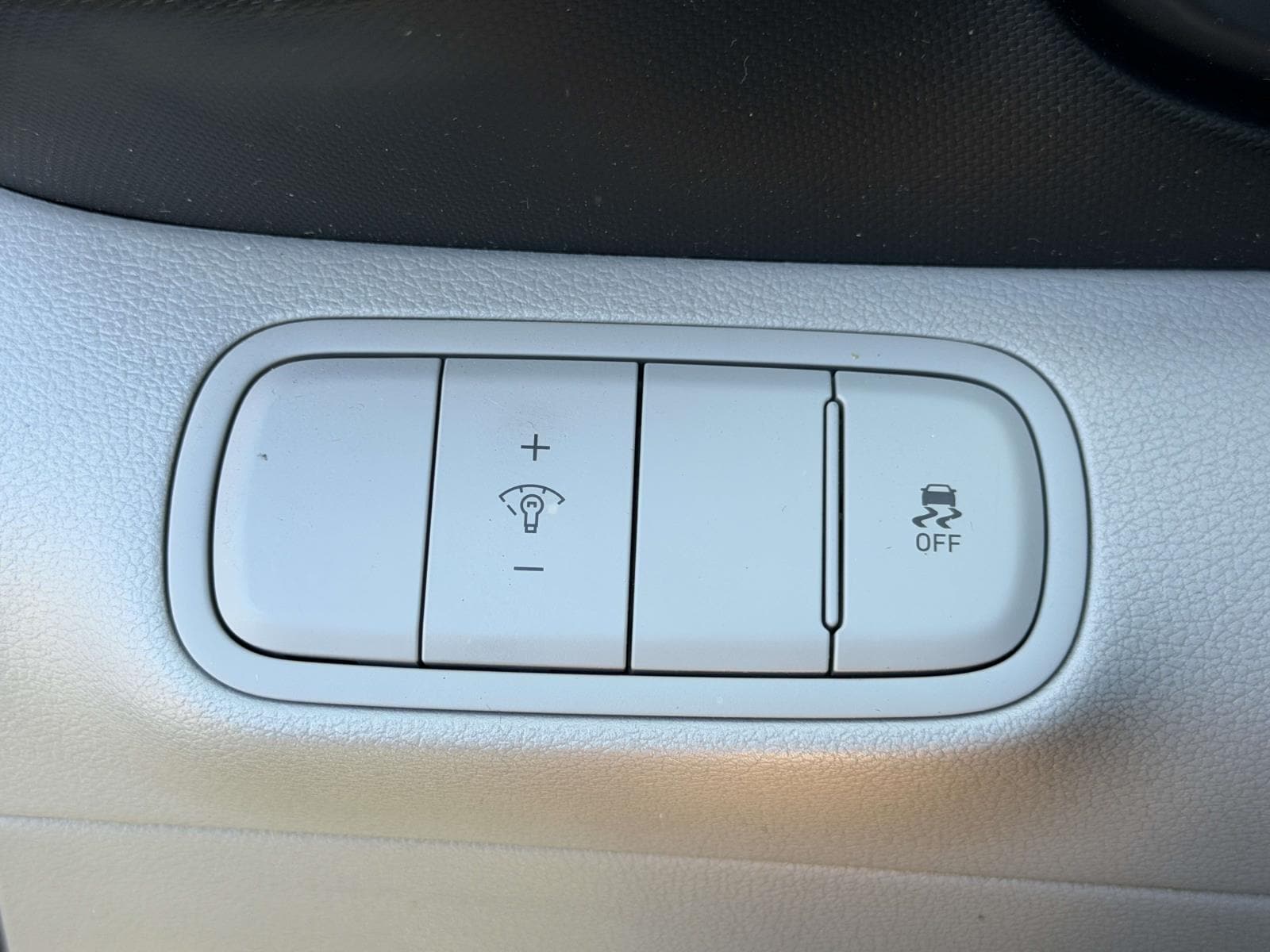 2023 Hyundai Venue SEL - Photo 21