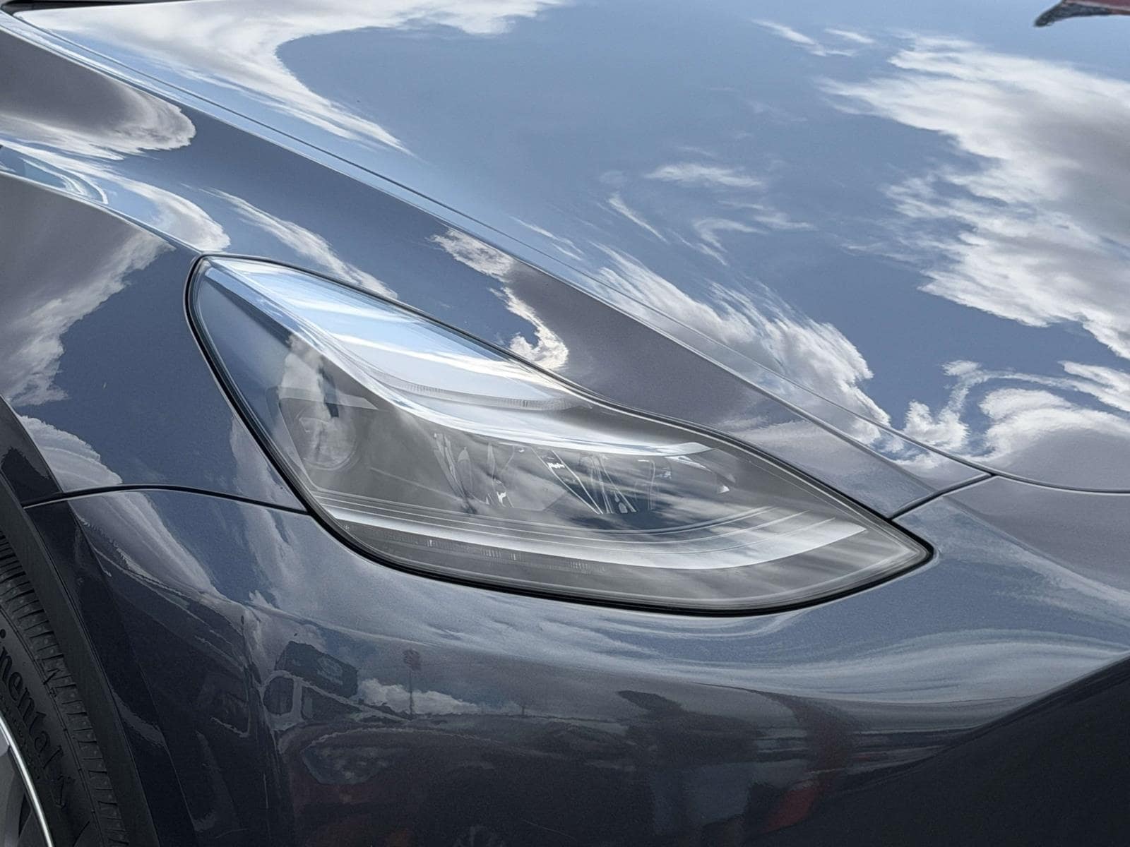 2023 Tesla Model Y Long Range - Photo 10