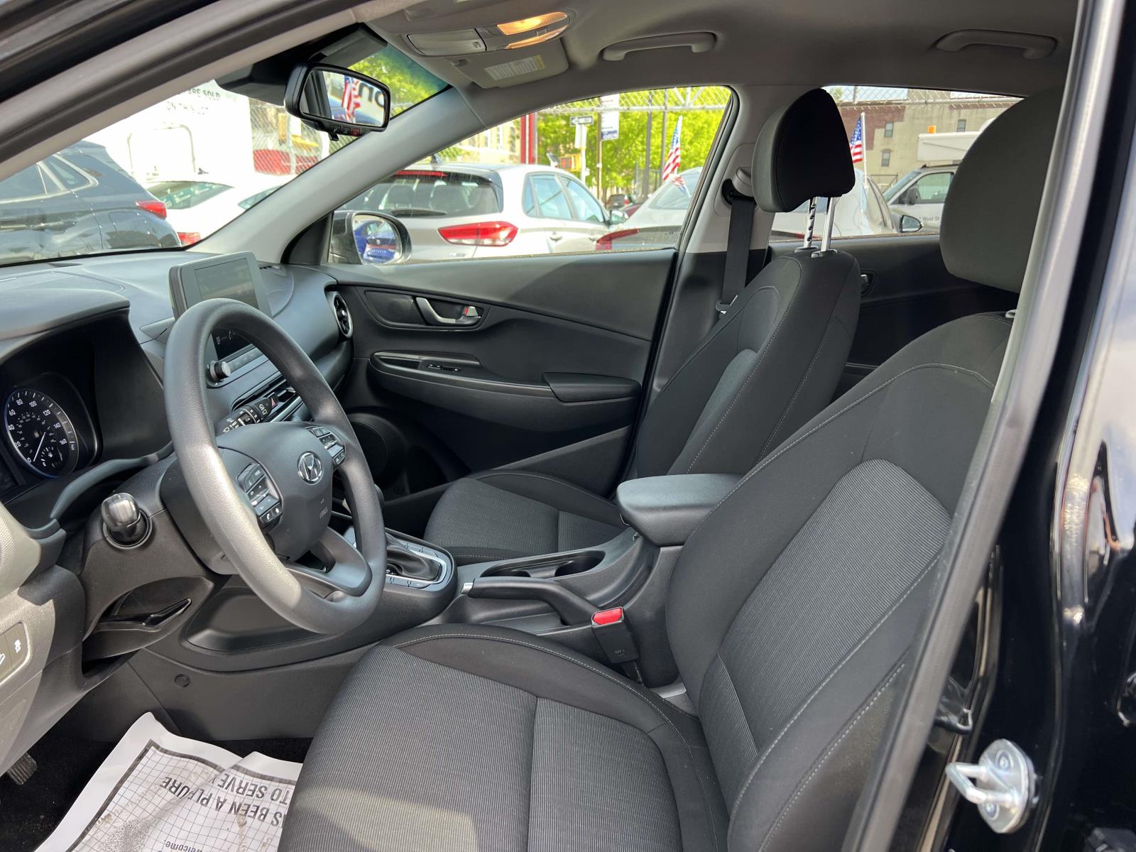 2023 Hyundai Kona SEL - Photo 17