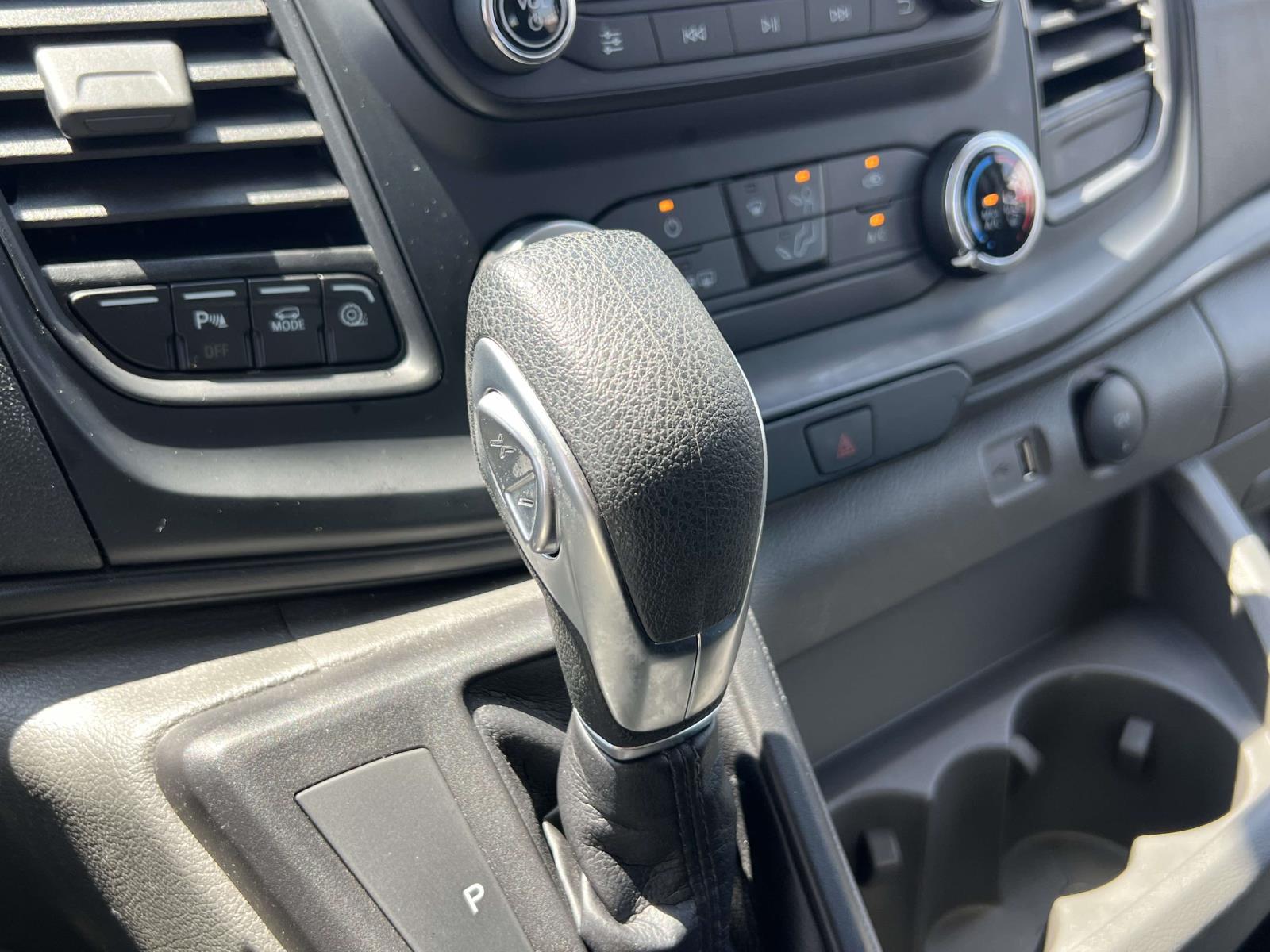 2024 Ford Transit Passenger Van XL - Photo 29