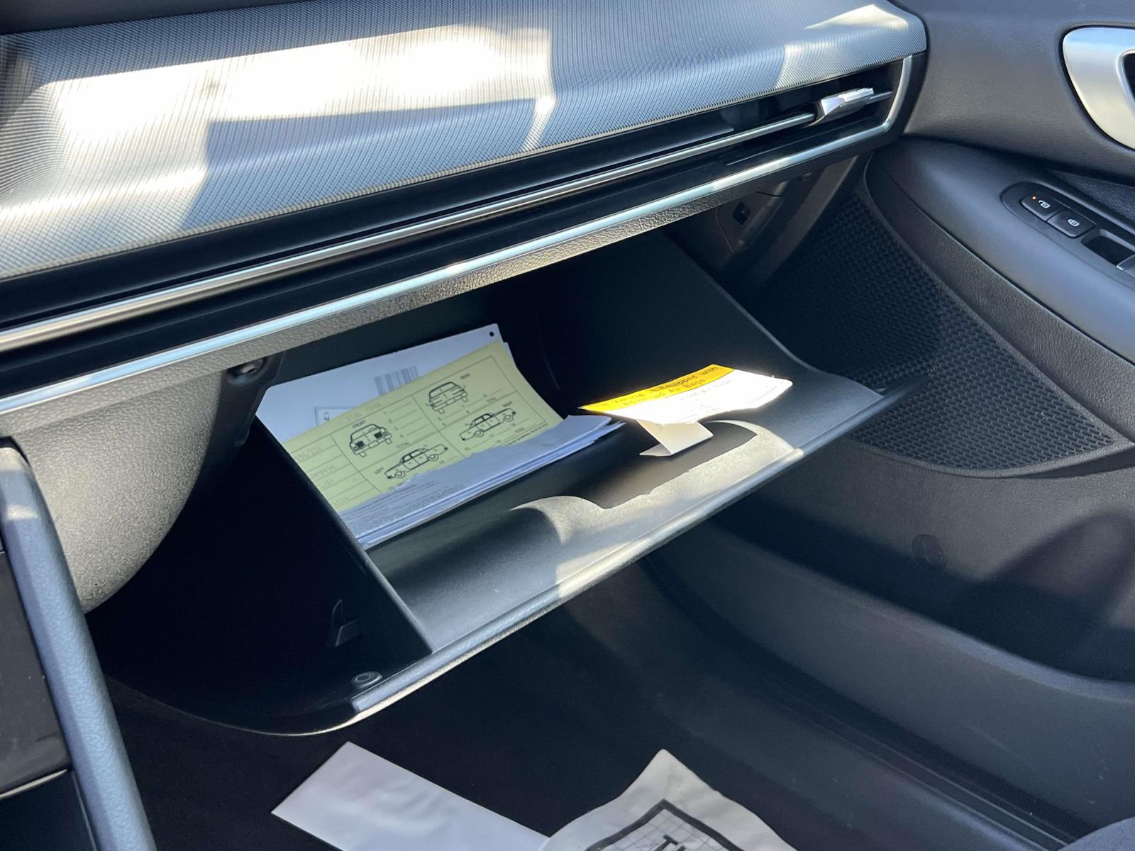 2025 Hyundai Sonata SE - Photo 34