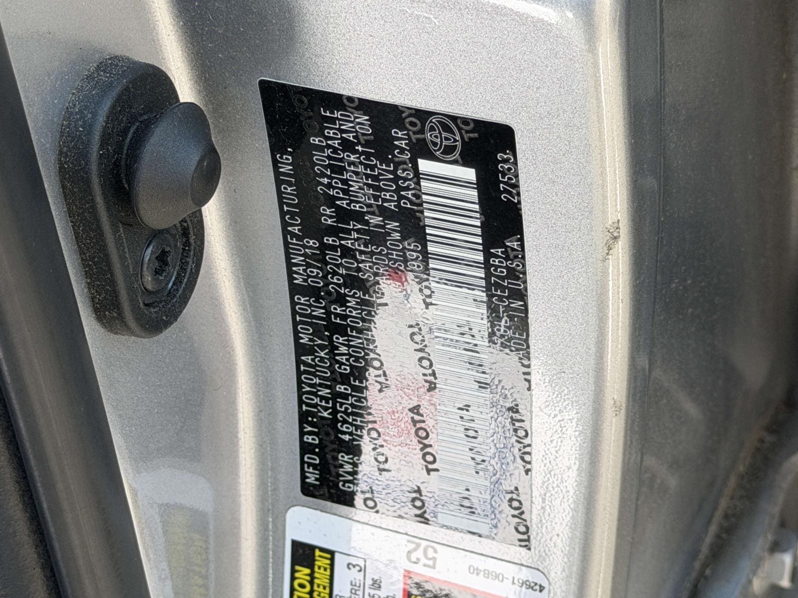 2019 Toyota Camry XLE - Photo 18