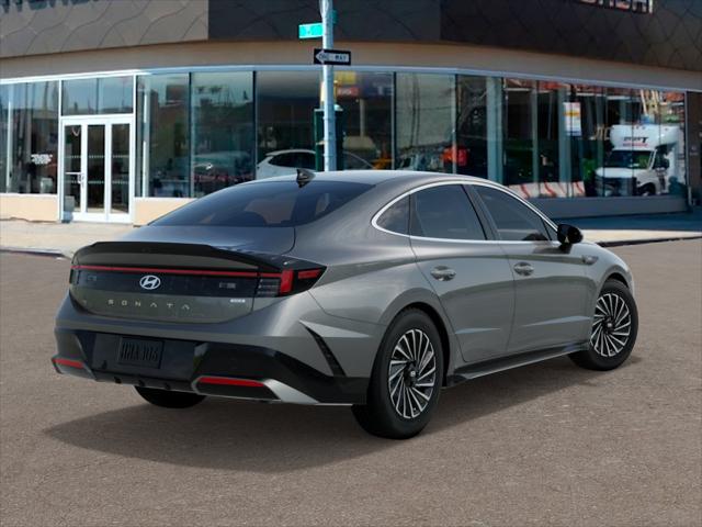 2025 Hyundai Sonata Hybrid SEL photo 4