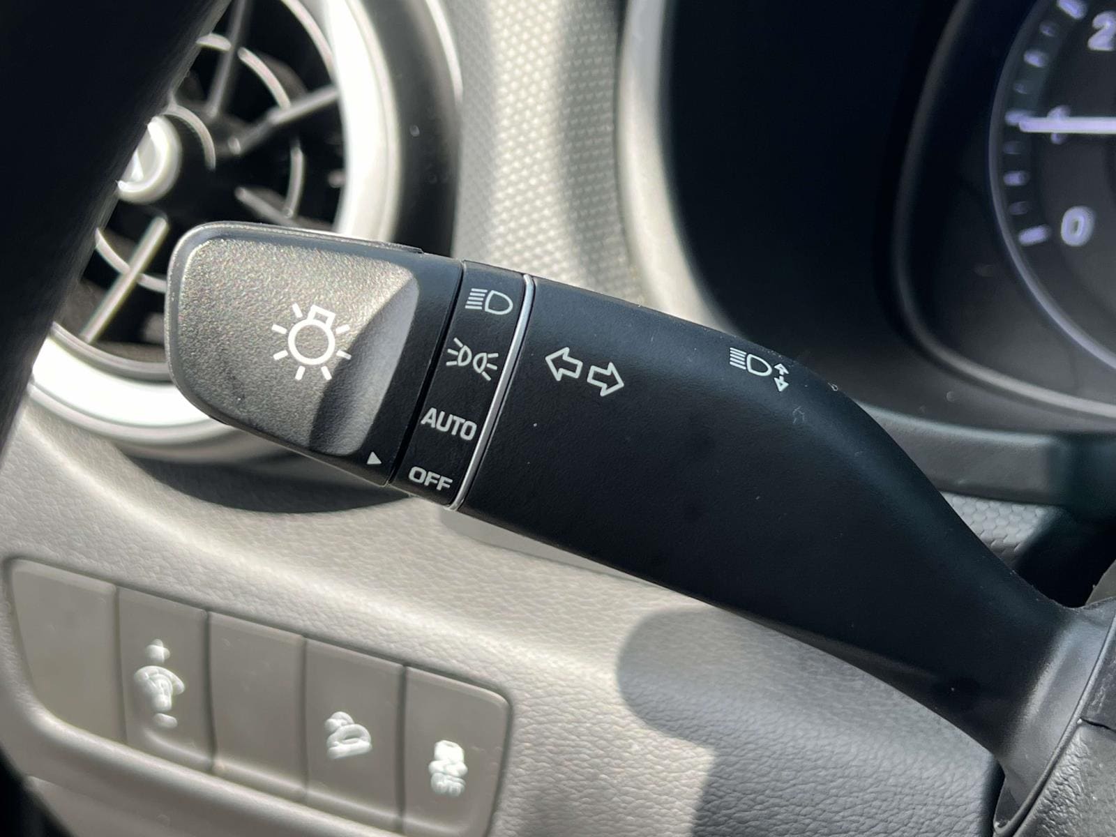 2023 Hyundai Kona SEL - Photo 23