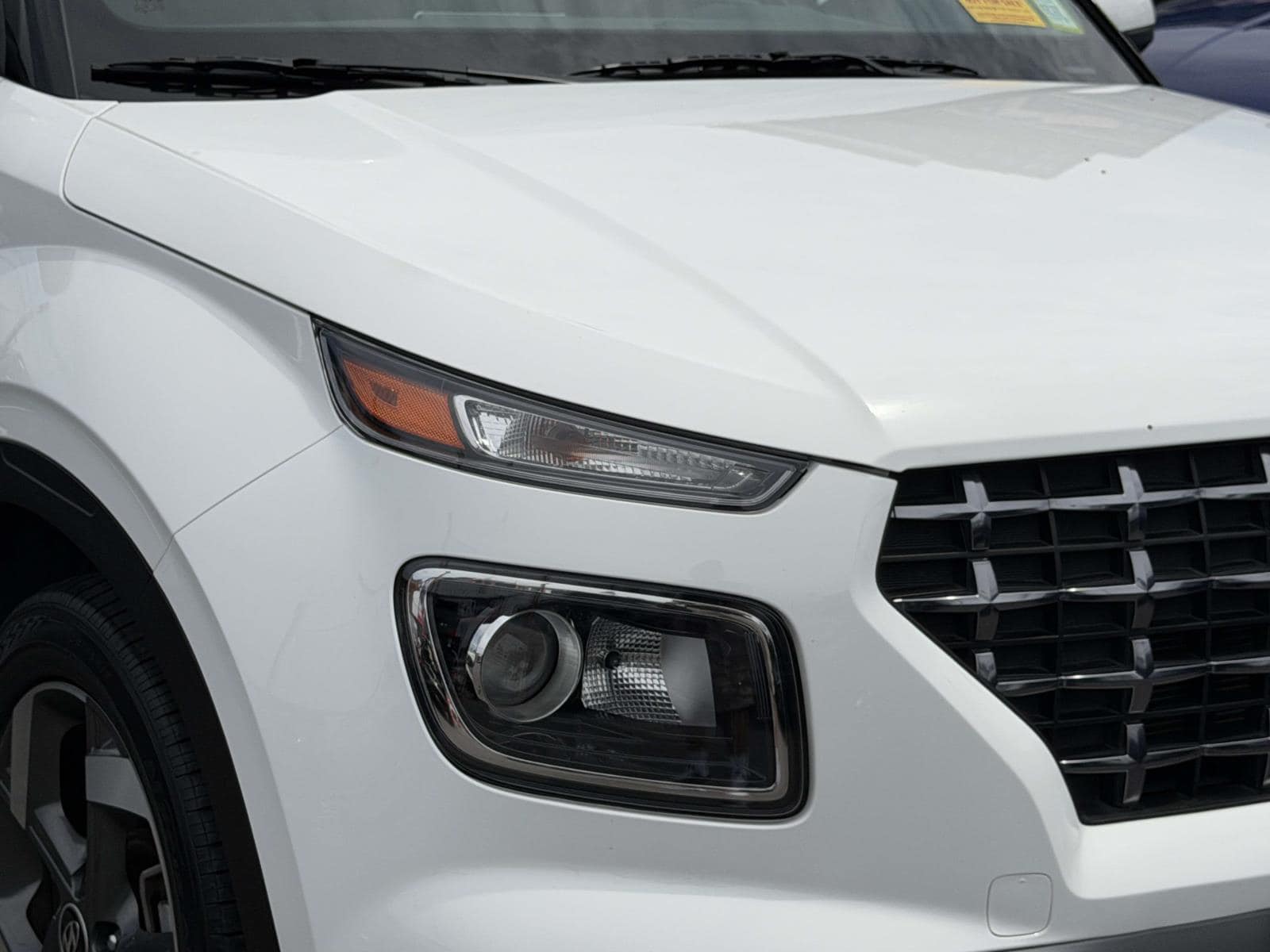 2023 Hyundai Venue SEL - Photo 9