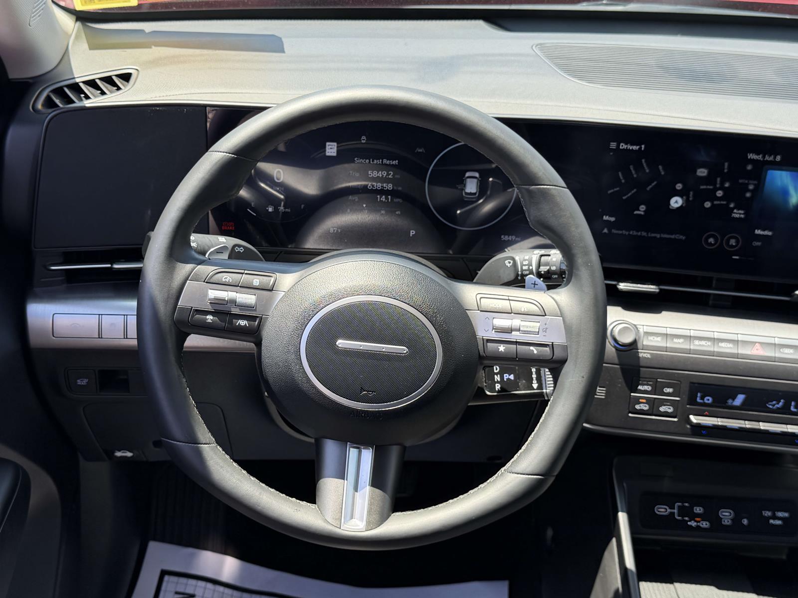2024 Hyundai Kona Limited - Photo 14