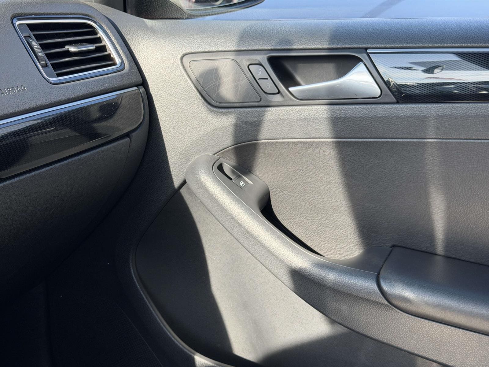 2015 Volkswagen Jetta Sport - Photo 39