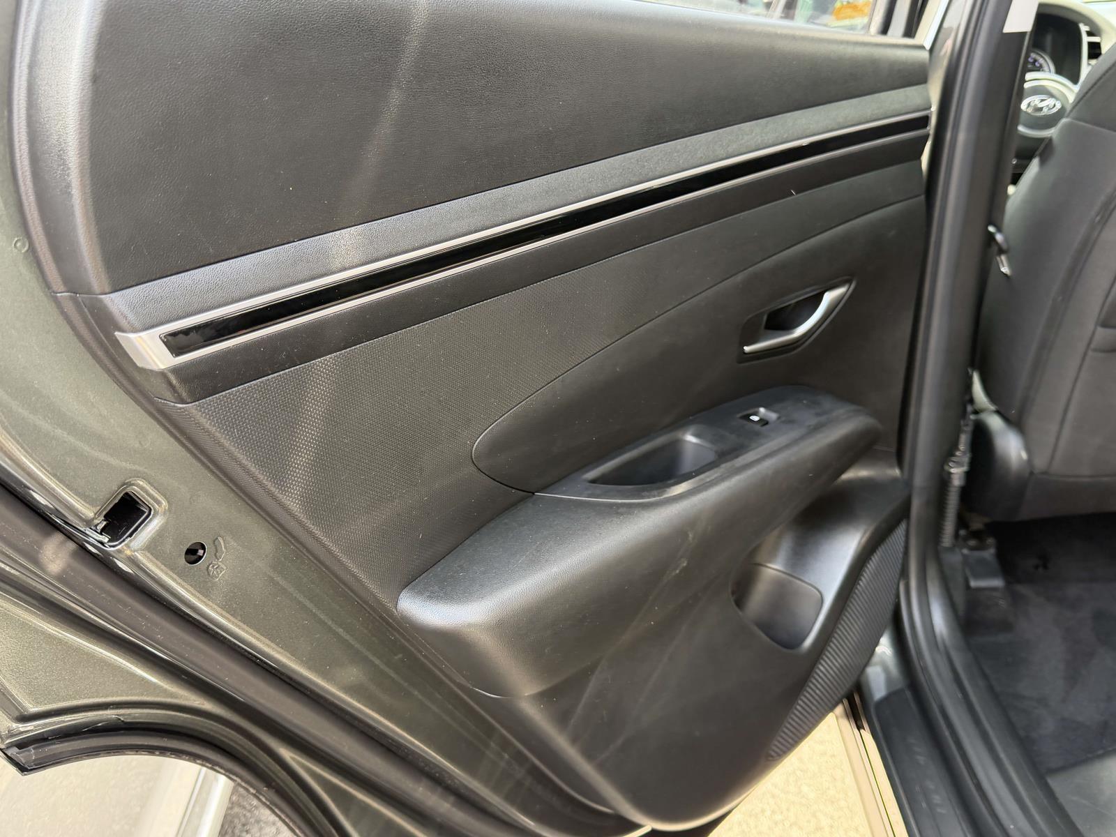 2023 Hyundai Tucson SE - Photo 10