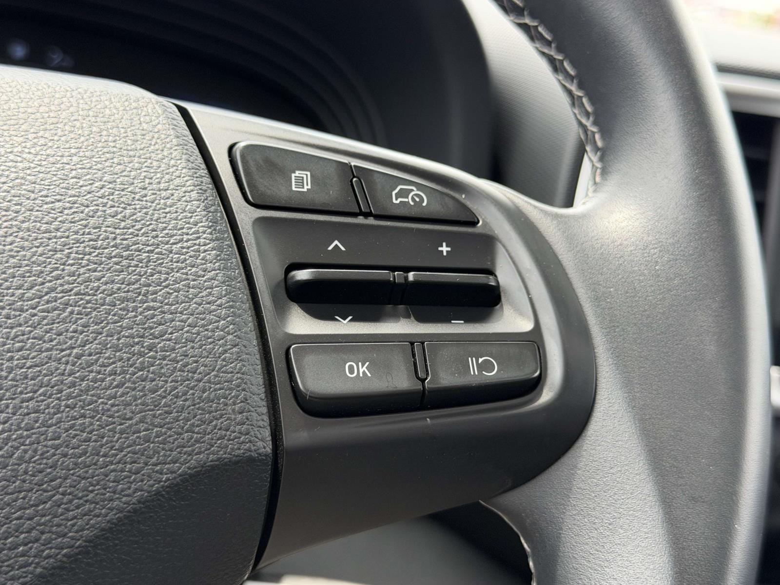 2023 Hyundai Venue SEL - Photo 22