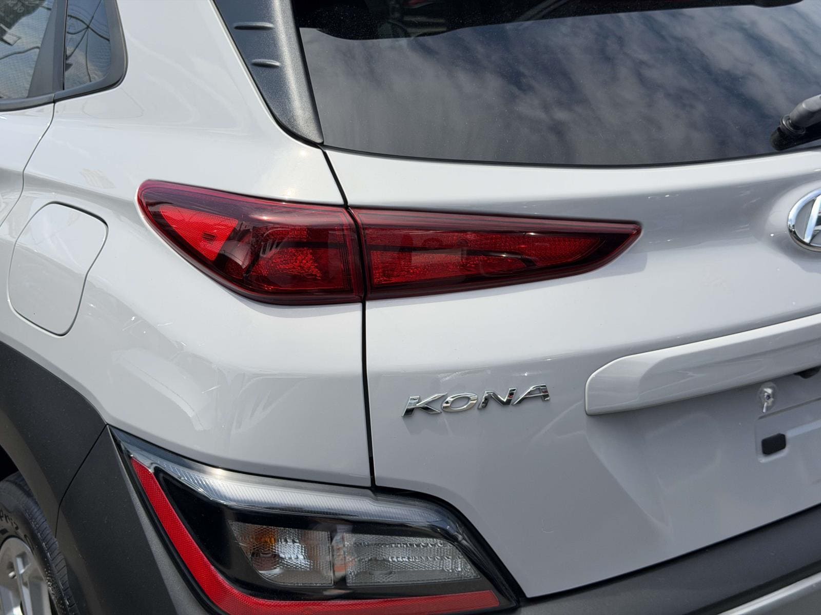 2023 Hyundai Kona SEL - Photo 10