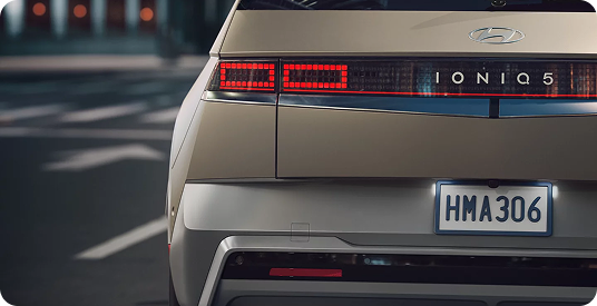 Rear windshield wiper