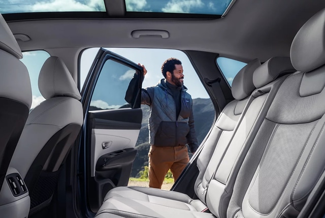 2026 Hyundai Tucson gallery image 3