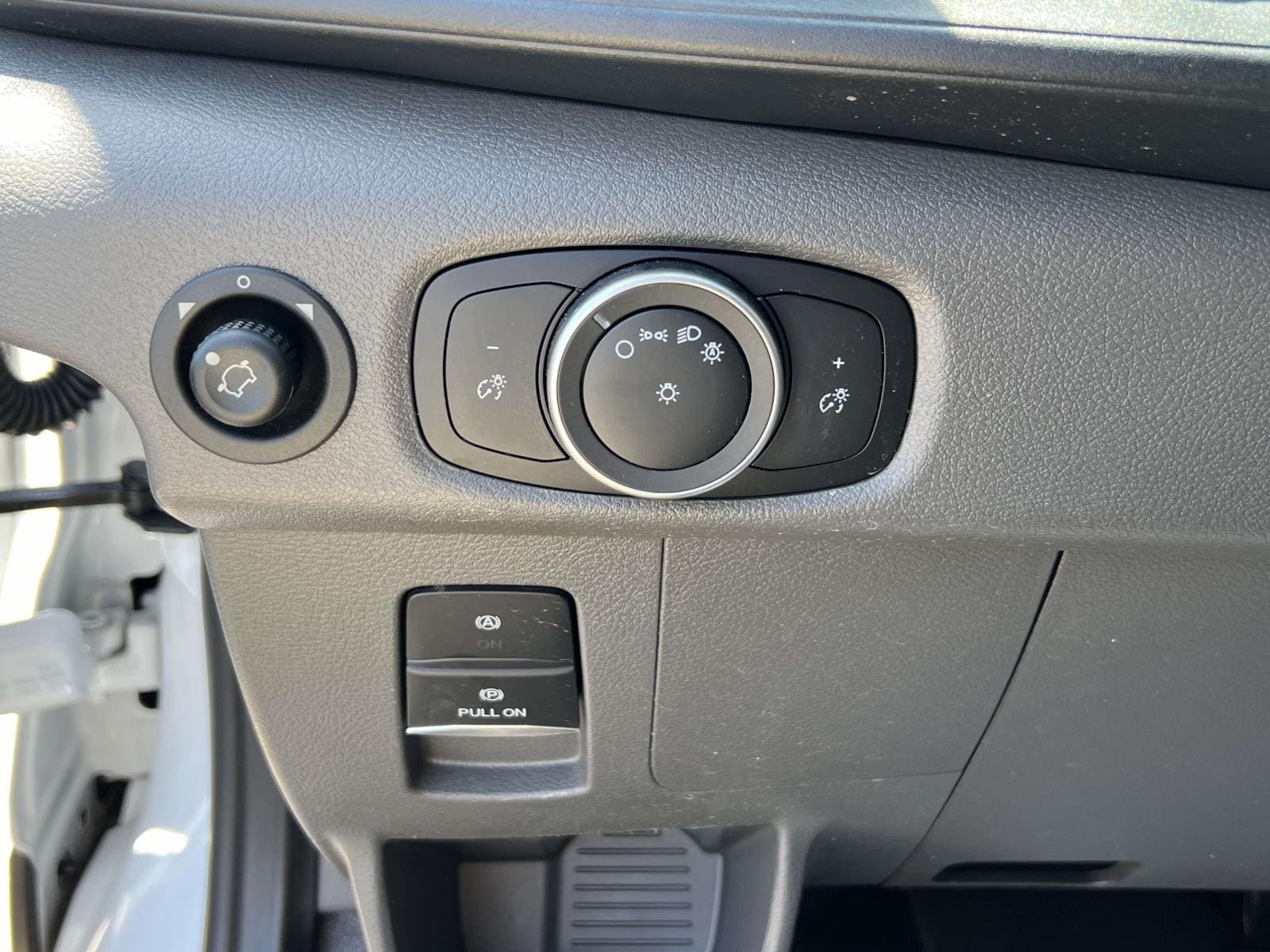 2024 Ford Transit Passenger Van XL - Photo 19