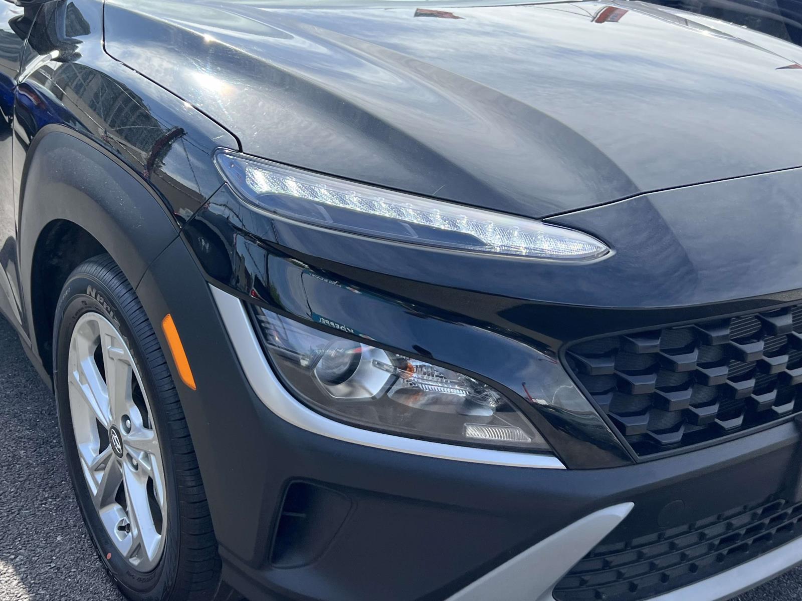 2023 Hyundai Kona SEL - Photo 9