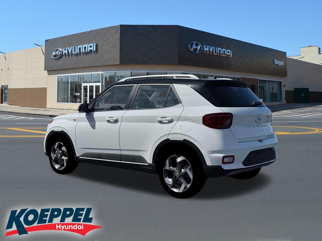 New 2026 Hyundai Venue SEL w/Two-Tone Roof SUV