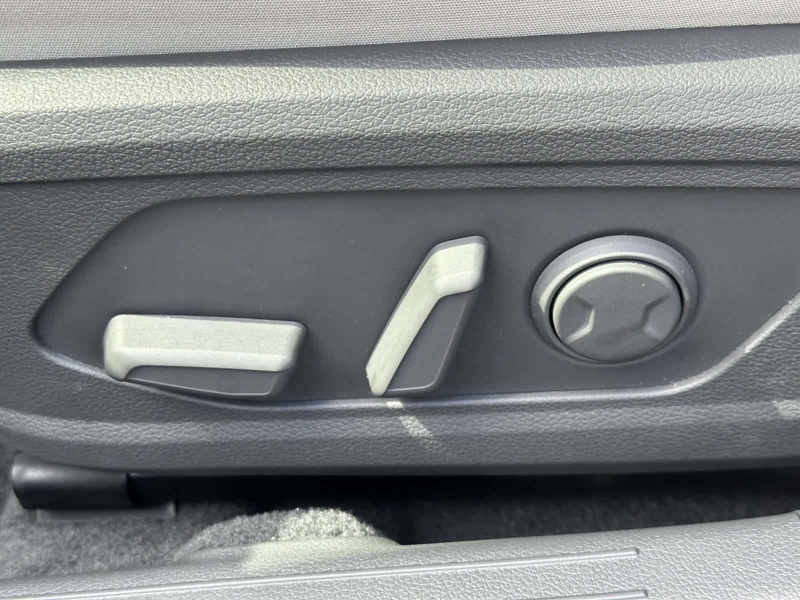 2025 Hyundai Sonata Hybrid SEL - Photo 16