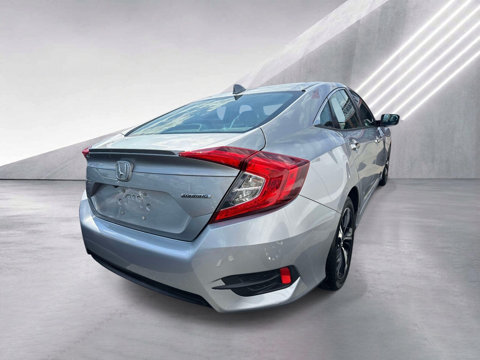 Used 2016 Honda Civic Touring with VIN 19XFC1F90GE211651 for sale in Long Island City, NY