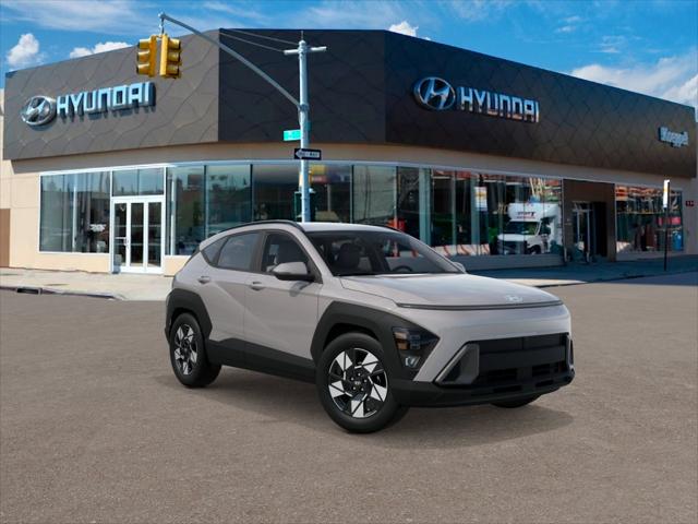 2025 Hyundai Kona SEL photo 2