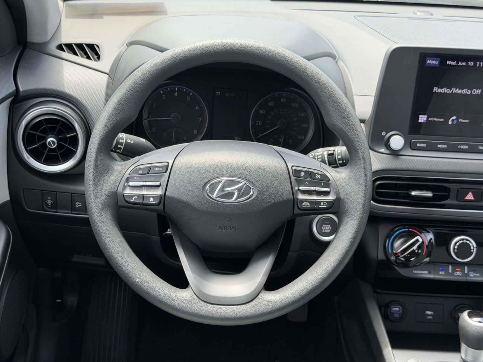 2023 Hyundai Kona SEL - Photo 14