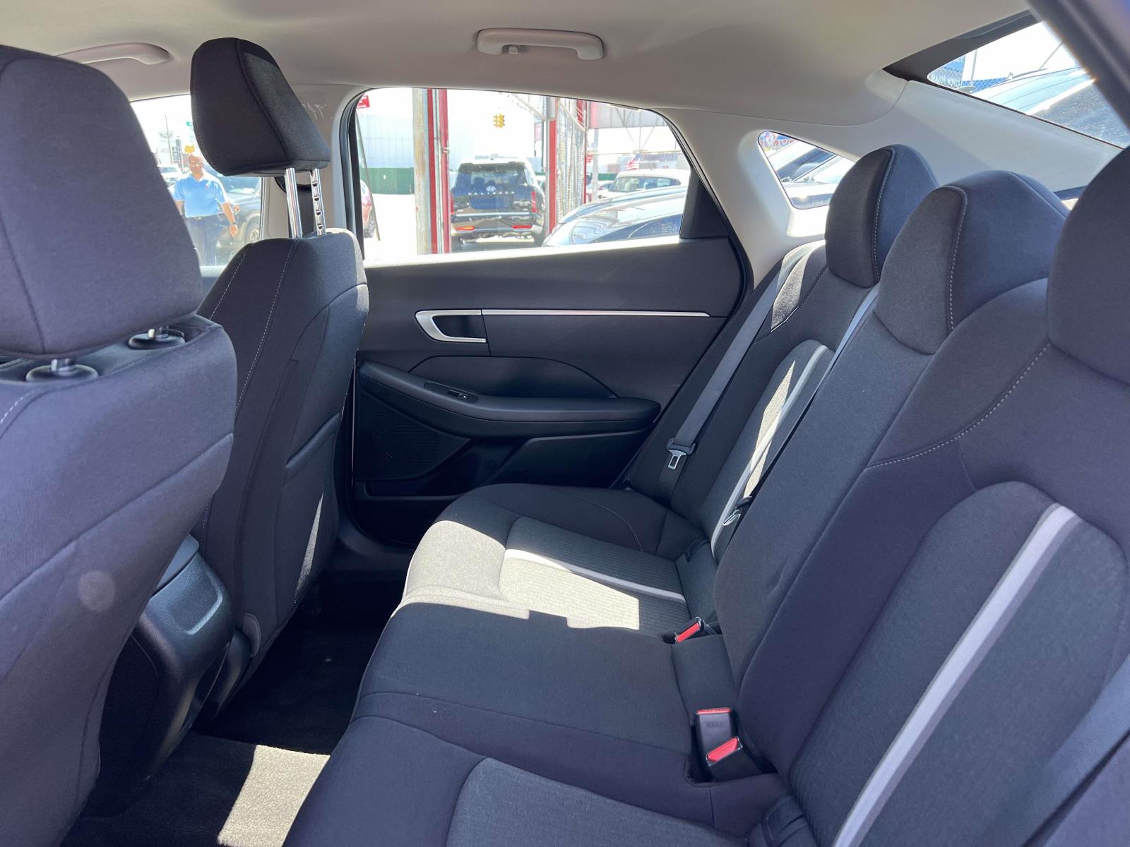 2025 Hyundai Sonata SE - Photo 12