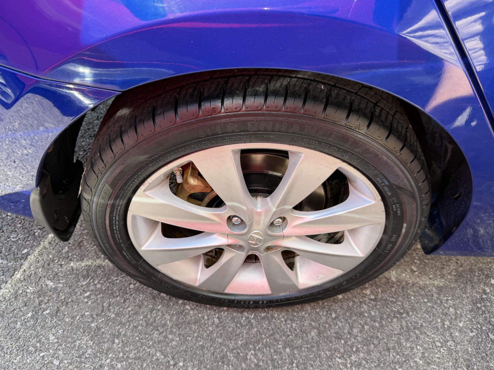 2013 Hyundai Accent GLS - Photo 7
