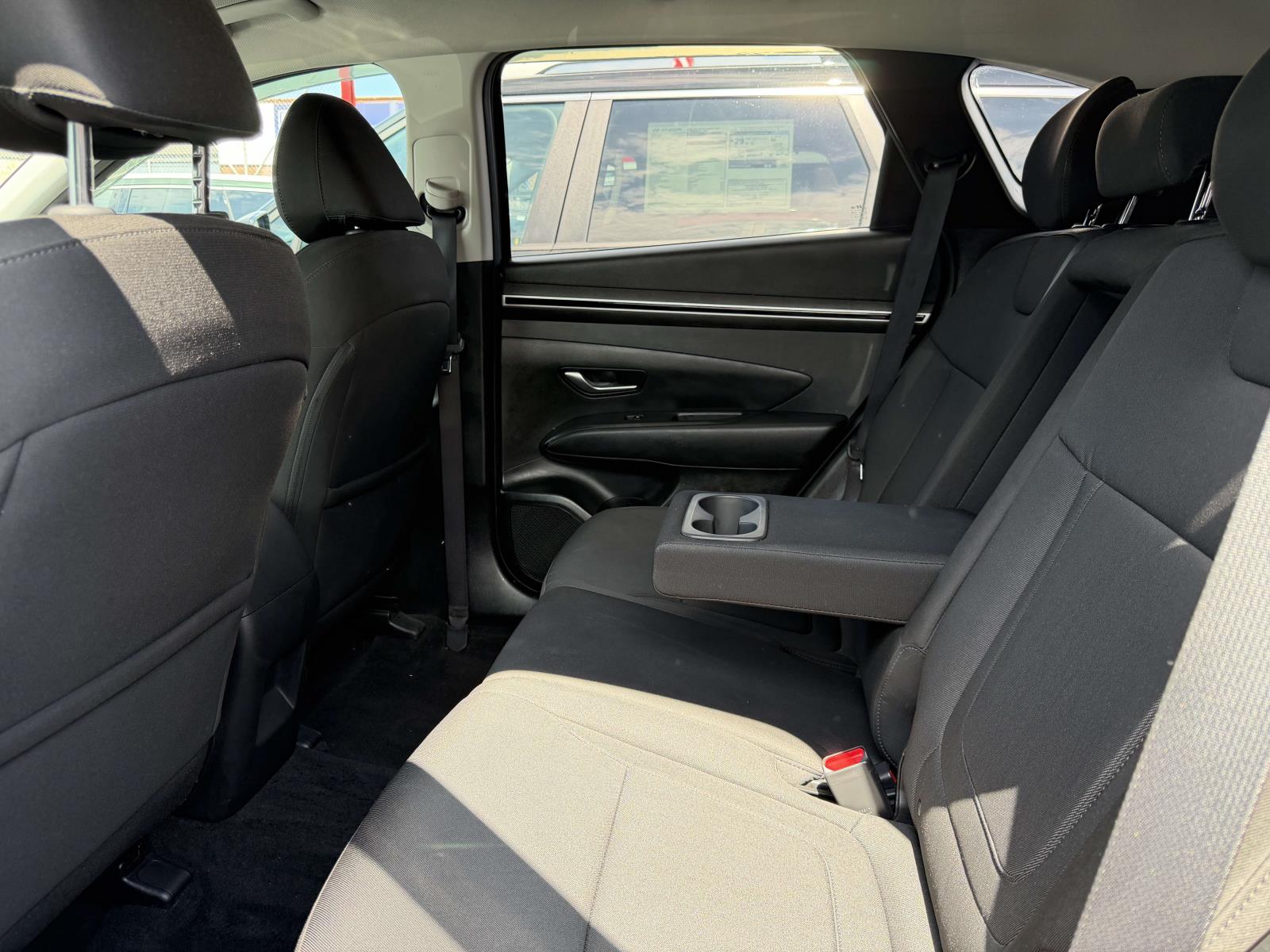 2023 Hyundai Tucson SE - Photo 11