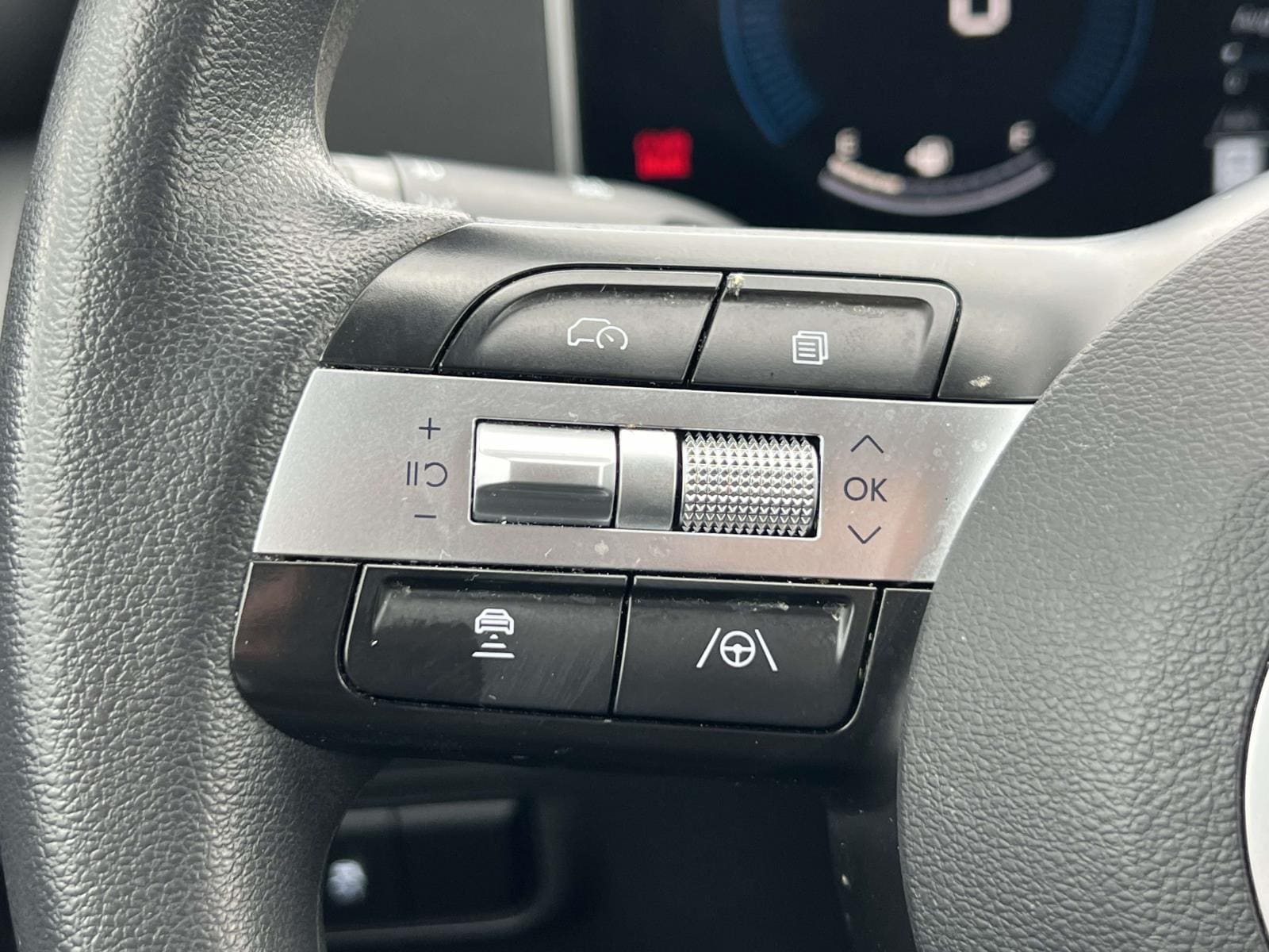 2025 Hyundai Tucson SE - Photo 19