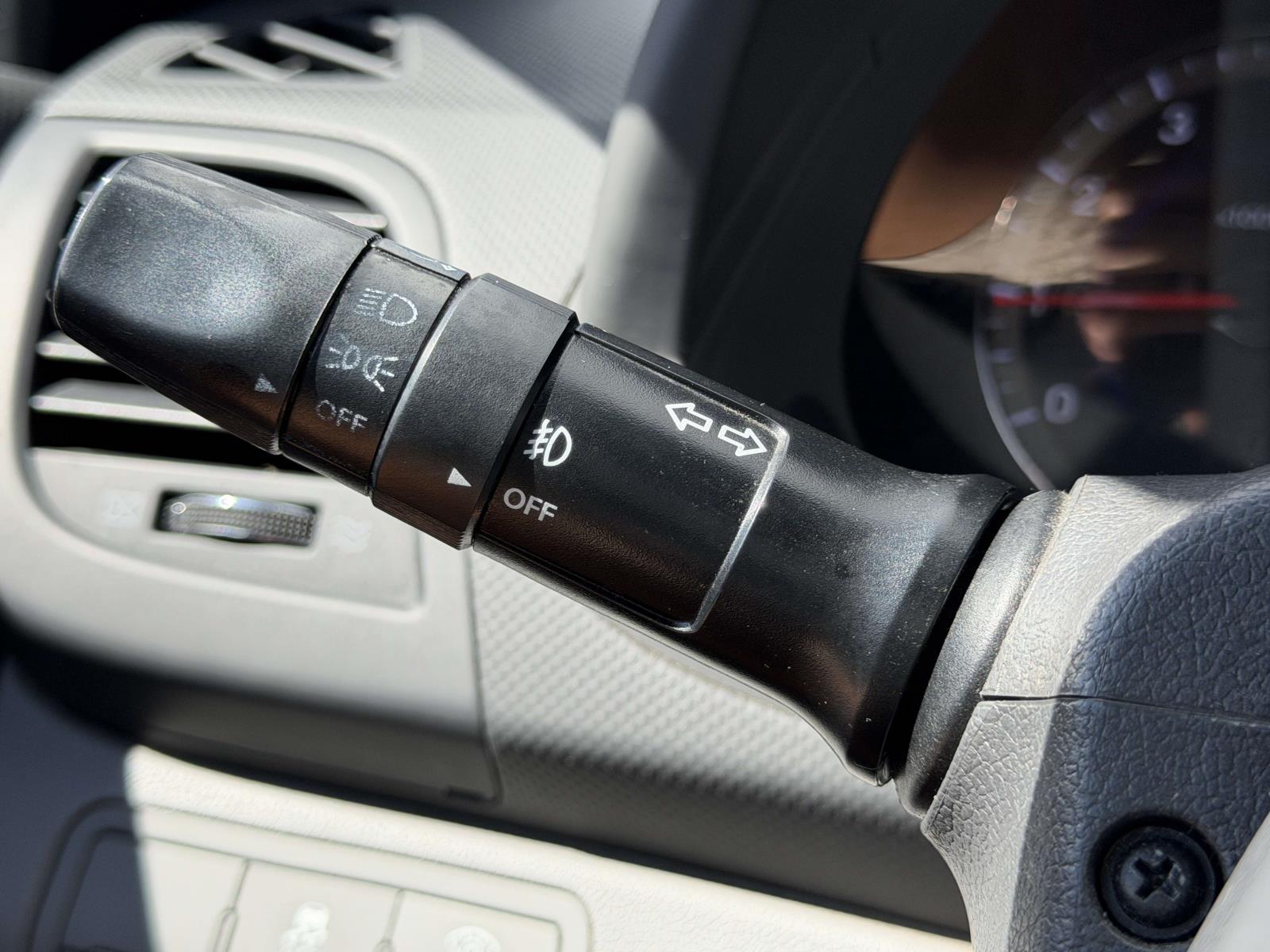 2013 Hyundai Accent GLS - Photo 22