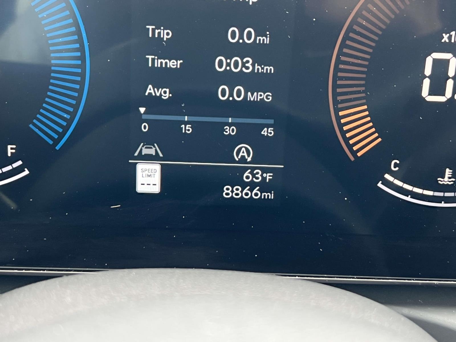 2025 Hyundai Tucson SE - Photo 24