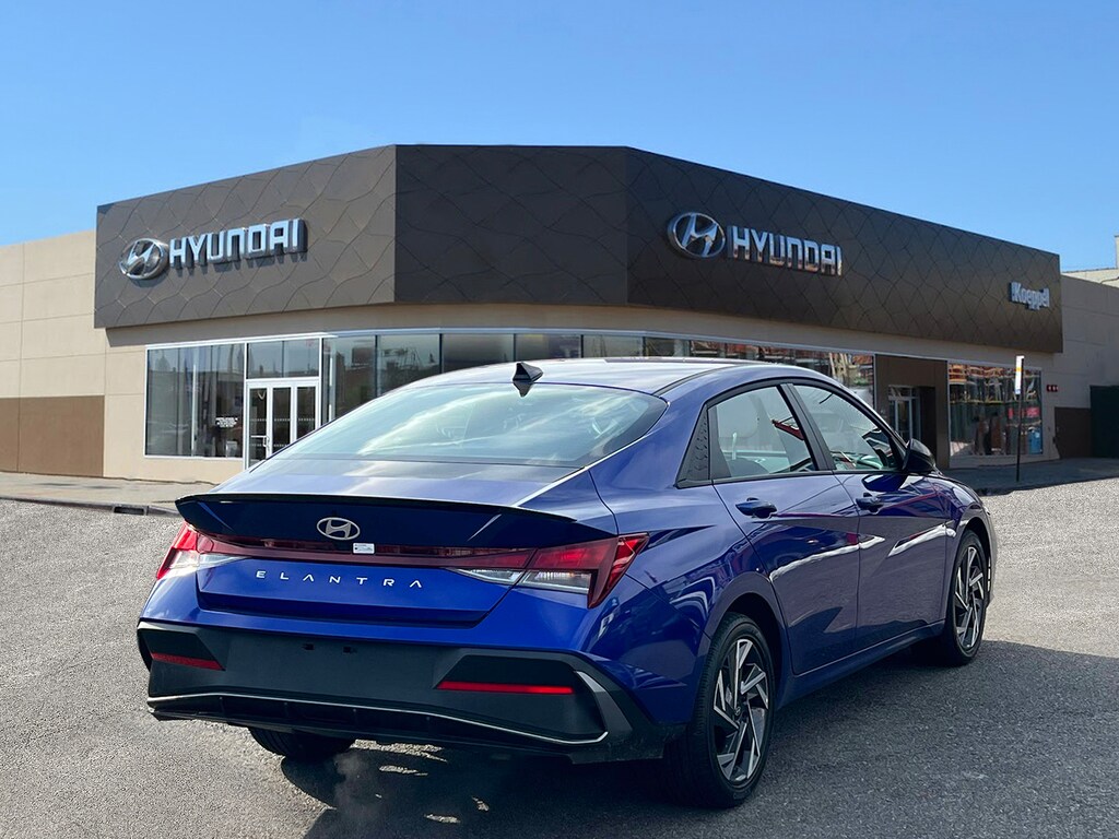 Certified 2025 Hyundai Elantra SEL Sport Sedan