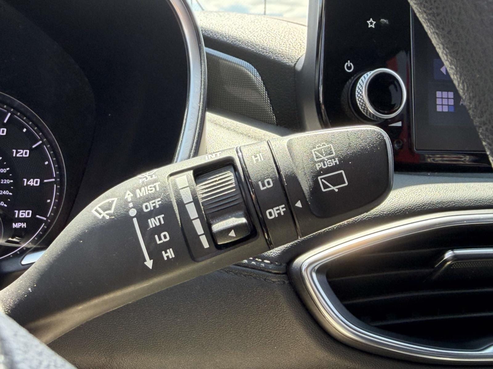 2022 Hyundai Santa Fe SEL - Photo 24