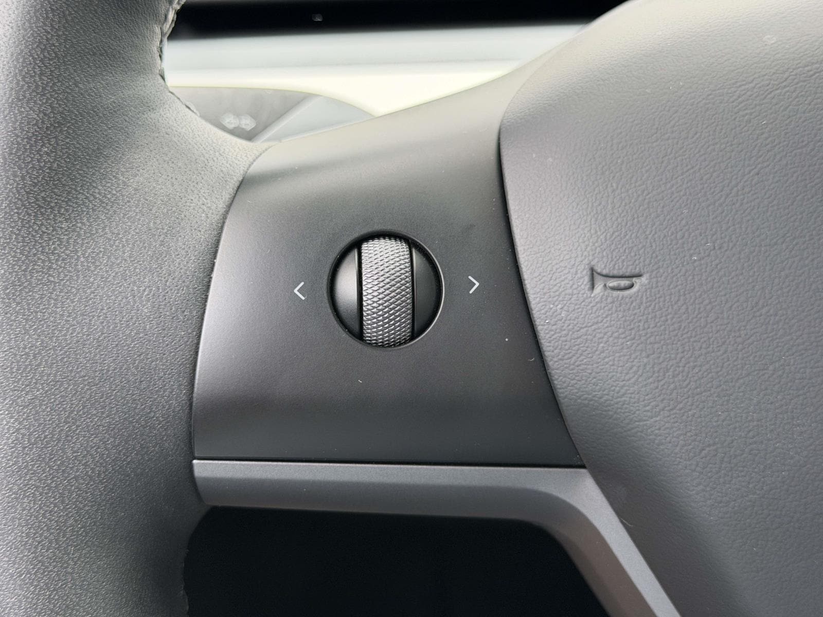 2023 Tesla Model Y Long Range - Photo 23